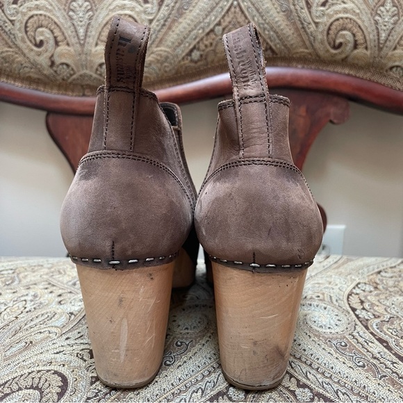 Toffel Swedish Hasbeens Chelsea Low Ankle Boots Clogs Heels Brown Nubuck Size 11 - Picture 4 of 7